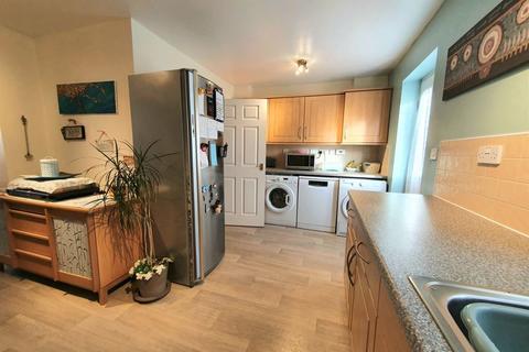 4 bedroom end of terrace house for sale - Ashbed Close Abbeymead, Gloucester GL4 5TT