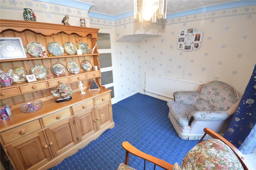 Coppice Wood Avenue, Guiseley, Leeds 3 bed terraced house £200,000