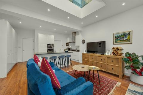 4 bedroom semi-detached house to rent, Gloucester Road, Kingston Upon Thames, Surrey, KT1