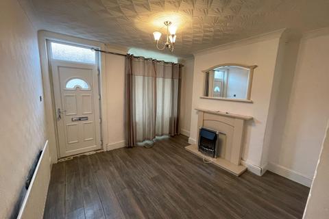 2 bedroom terraced house to rent, Wrightson Avenue, Warmsworth