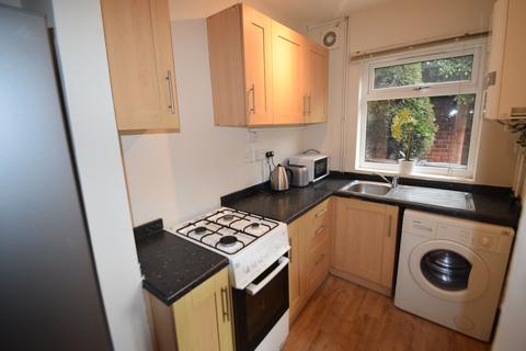 3 bedroom house share to rent, 40 Eastwood Road, Ecclesall