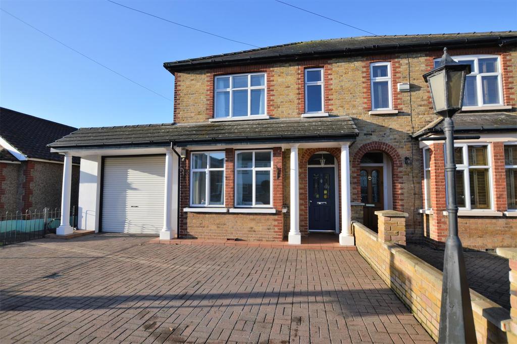 Ashford Crescent, Ashford 5 bed semidetached house £675,000