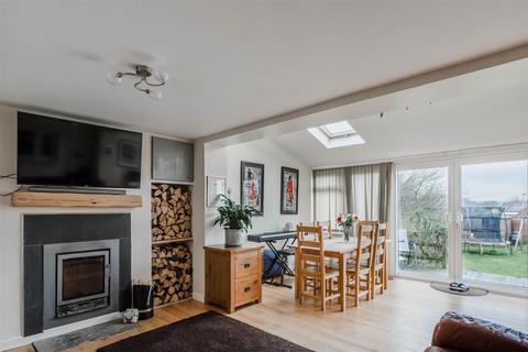 9 Bewsley Hill, Copplestone, Crediton, EX17 5NU