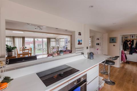 9 Bewsley Hill, Copplestone, Crediton, EX17 5NU