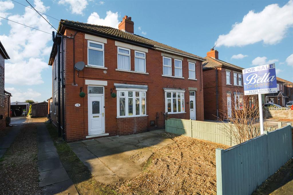 Roxby Road, Winterton, Scunthorpe 3 bed semidetached house £135,000