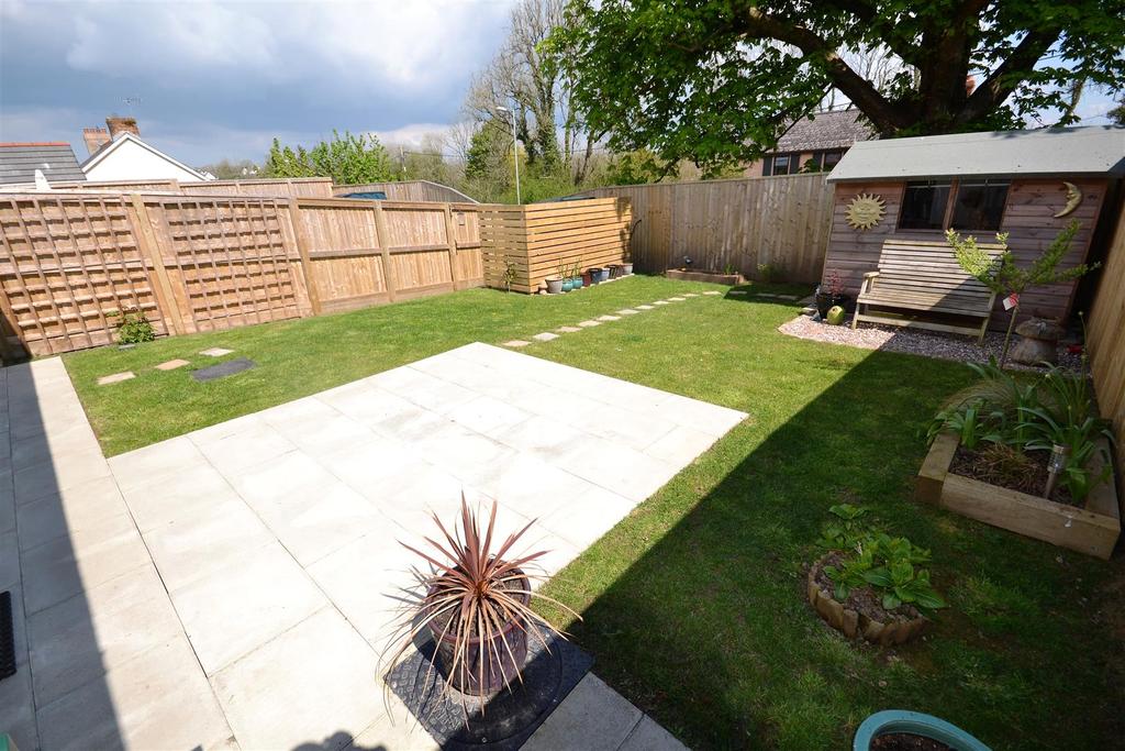 Potters Grove, Templeton, Narberth 2 bed semidetached bungalow £224,950