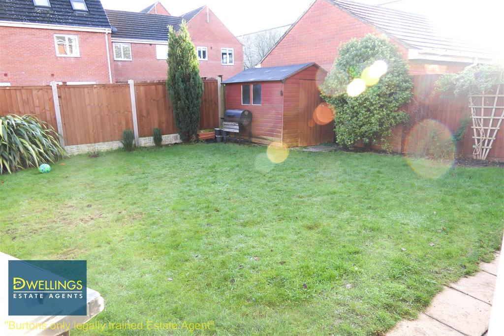 Good Sized Rear Garden