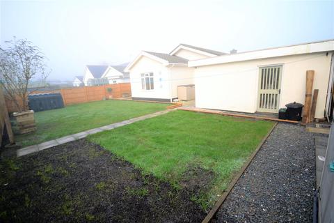 4 bedroom detached bungalow for sale - Ludchurch, Narberth