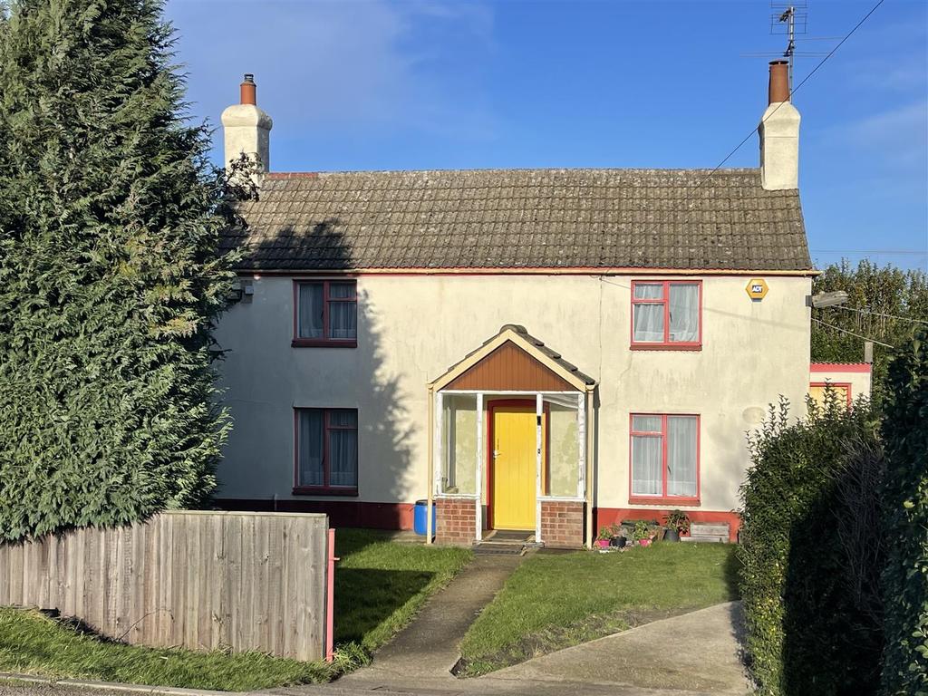 Washway Road, Holbeach, Spalding 2 bed cottage for sale £234,995