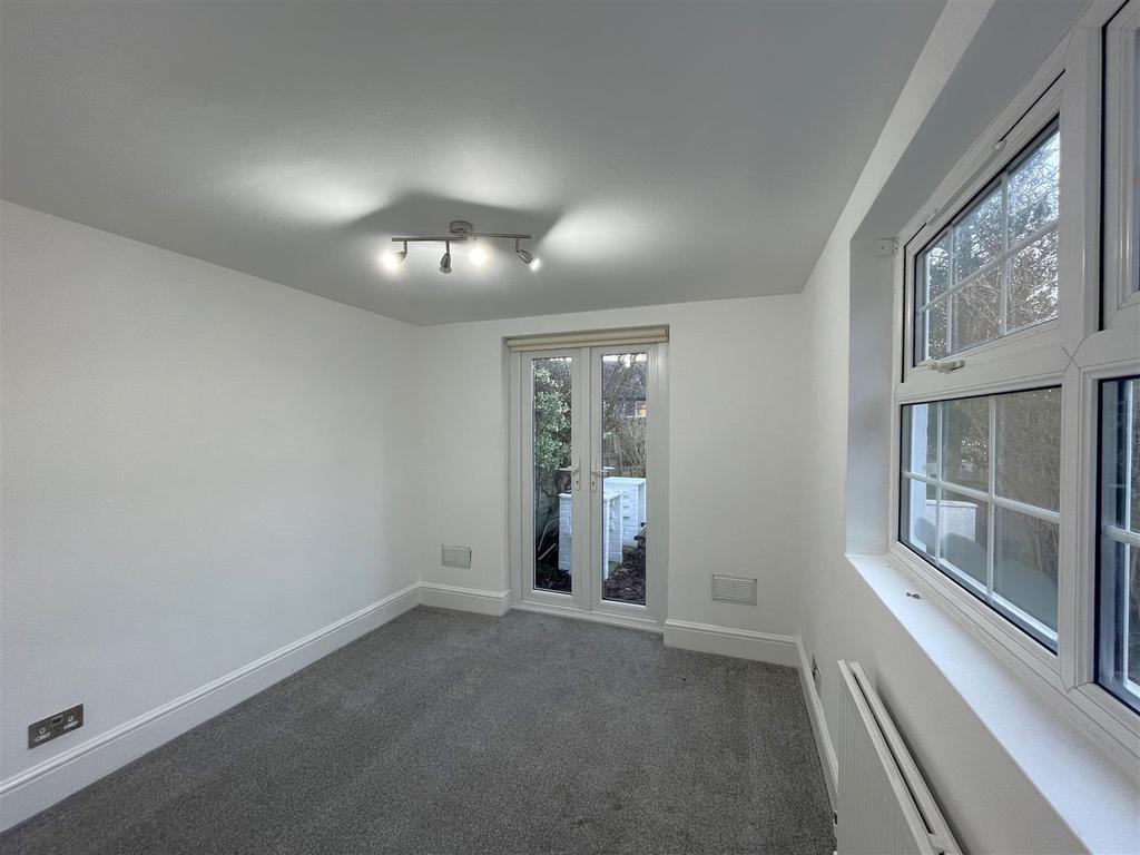 Downstairs Bedroom Study.jpg