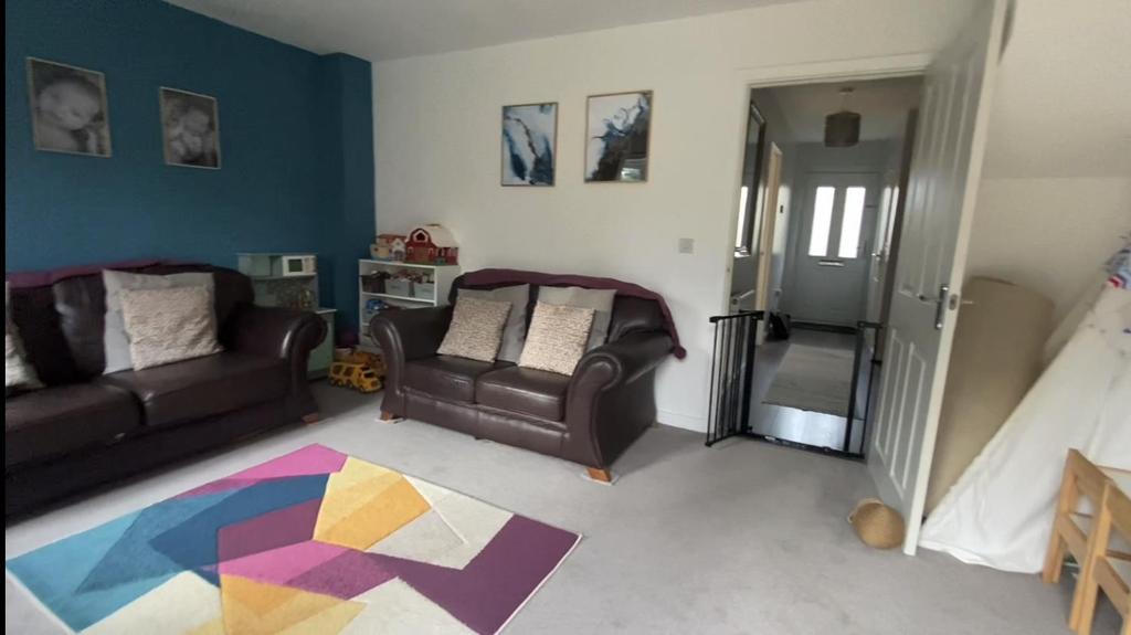 Lounge/sitting room