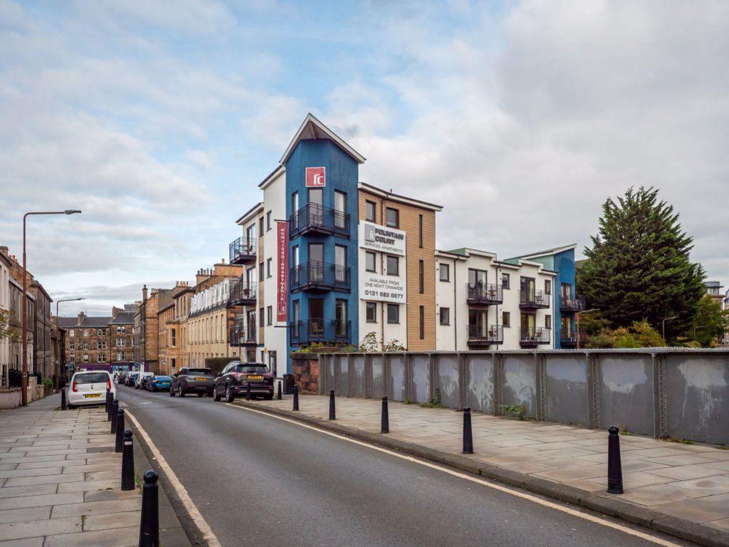 GROVE STREET, Edinburgh 1 bed flat £950 pcm (£219 pw)