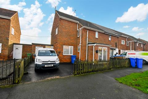3 bedroom end of terrace house for sale - Tison Garth, Anlaby, Hull