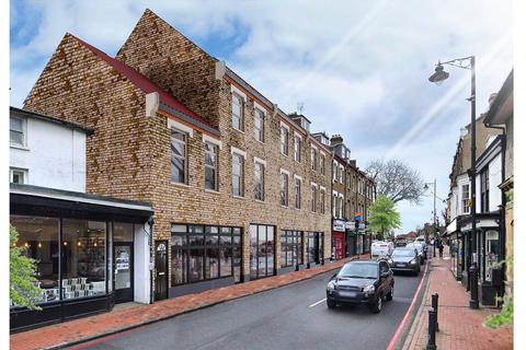 Flat 1, 13 High Street, Carshalton, SM5 3AP
