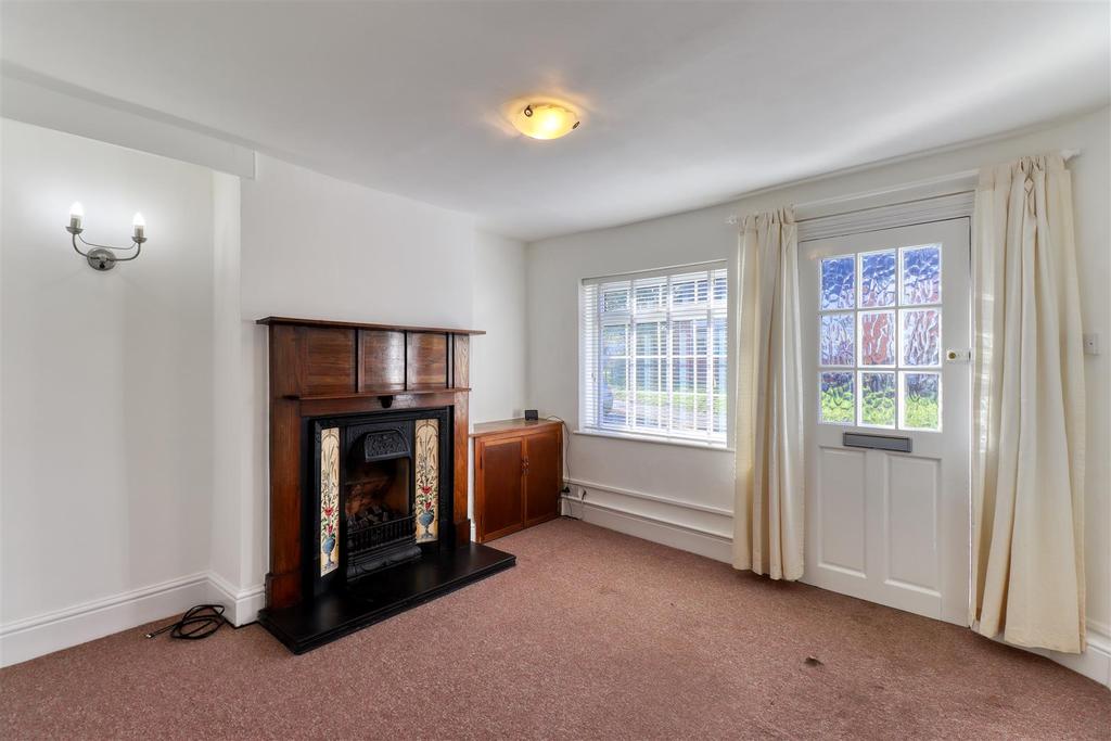 Main Street, Desford 2 bed cottage £189,950