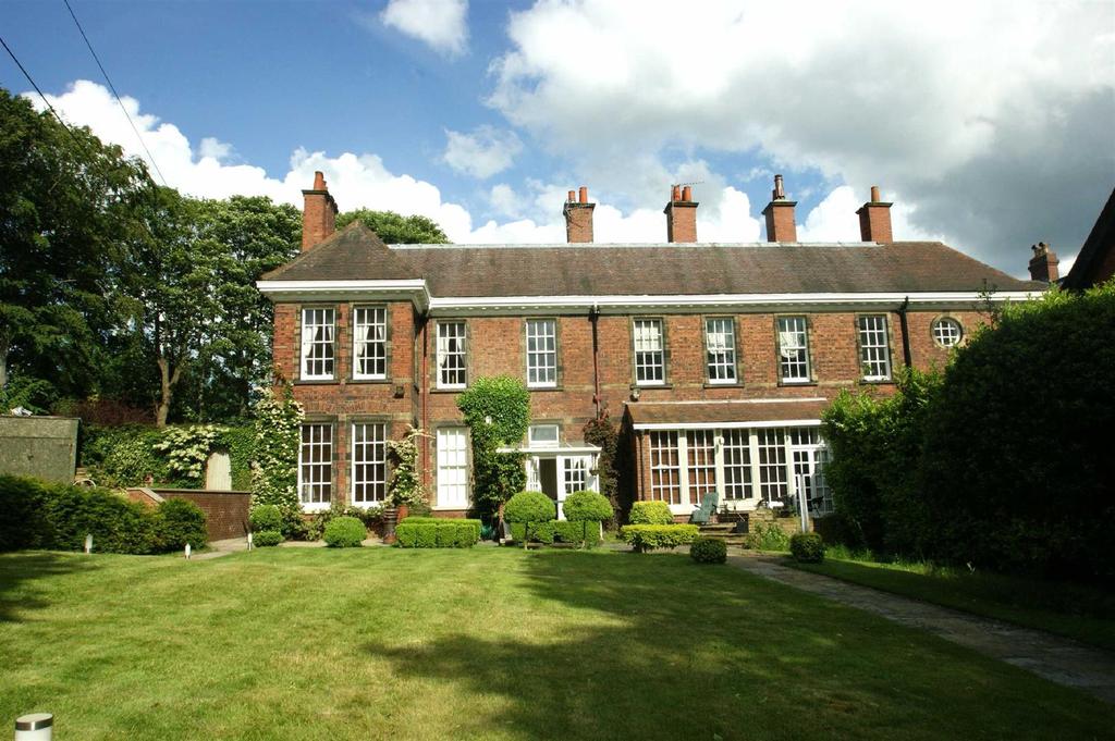 Wensley Drive, Chapel Allerton, Leeds 2 bed flat £1,395 pcm (£322 pw)