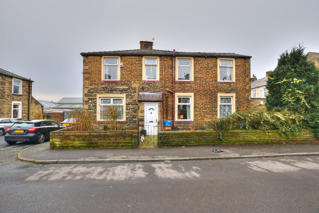 Queen Street, Briercliffe, Burnley 3 bed house £115,000