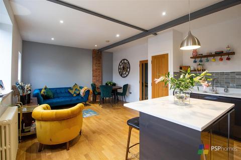 2 bedroom flat for sale - PRIVATE ROOF TERRACE | Station Quarter Apartments, H. Heath