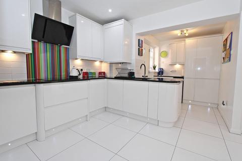 28 South Side, Shadforth, Durham, DH6 1LL