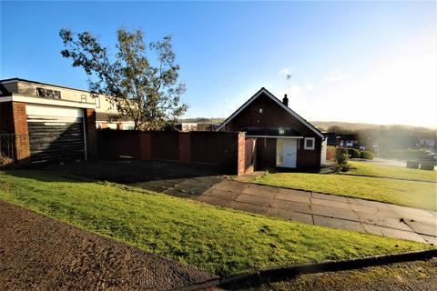 3 bedroom detached bungalow to rent - Highland Road, Bromley Cross, Bolton, Greater Manchester, ., BL7
