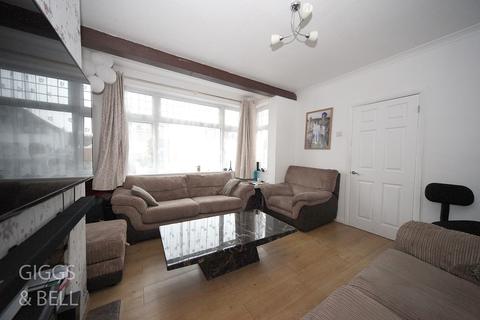 14 Felstead Close, Luton, LU2 7LR