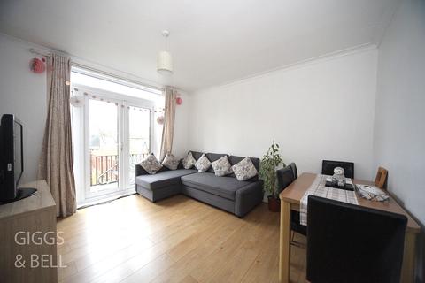 14 Felstead Close, Luton, LU2 7LR
