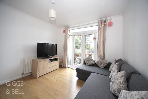 14 Felstead Close, Luton, LU2 7LR