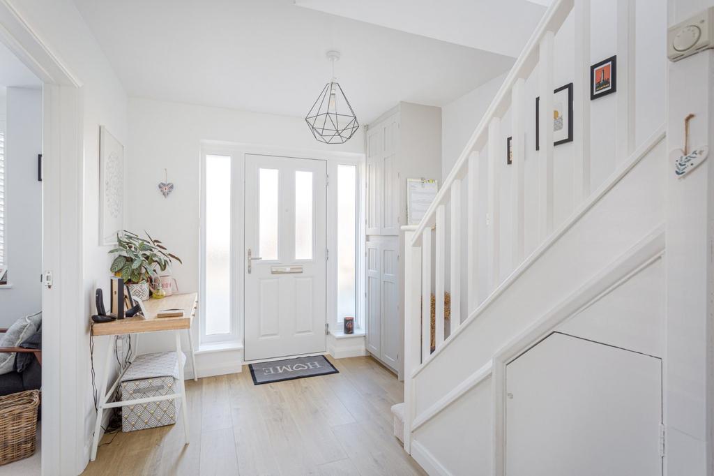 Cannons Close, Stortford... 3 bed semidetached house £595,000