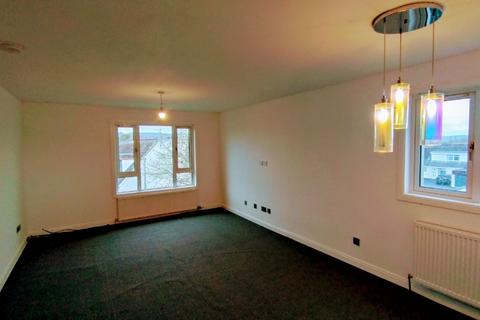 3 bedroom flat to rent, Drinnies Crescent, Dyce, Aberdeen, AB21