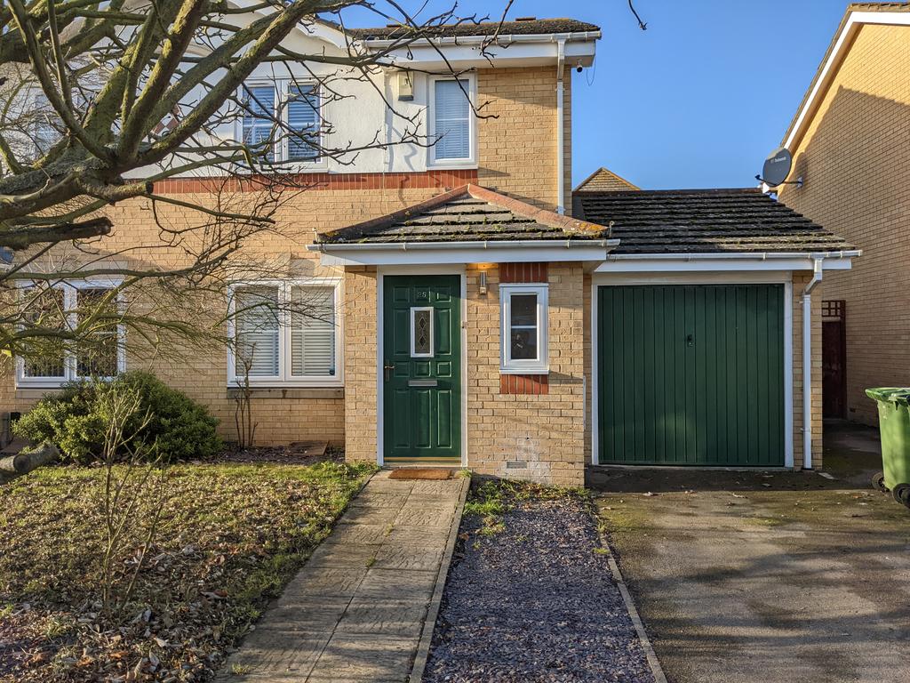 Warepoint Drive, LONDON, United Kingdom, SE28 3 bed semidetached house