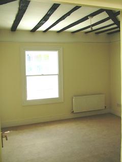 2 bedroom flat to rent - South Street, Dorking RH4