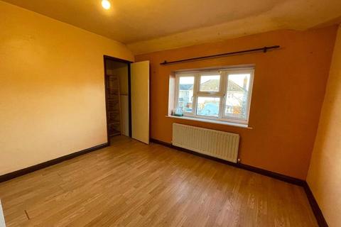 70 Burton Crescent, Wolverhampton, WV10 0EF