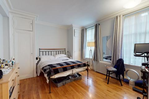 2 bedroom flat to rent - Hallam Street