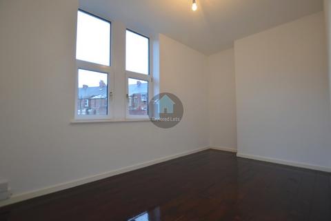 2 bedroom flat to rent, Richardson Street, Wallsend NE28