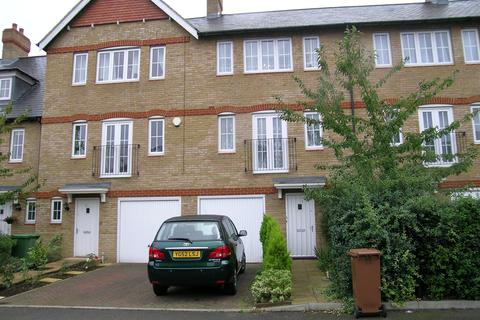 4 bedroom terraced house to rent - Montgomery Gardens, Sutton SM2