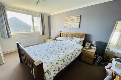 11 Appledore Close, Eastbourne, BN23 7JF