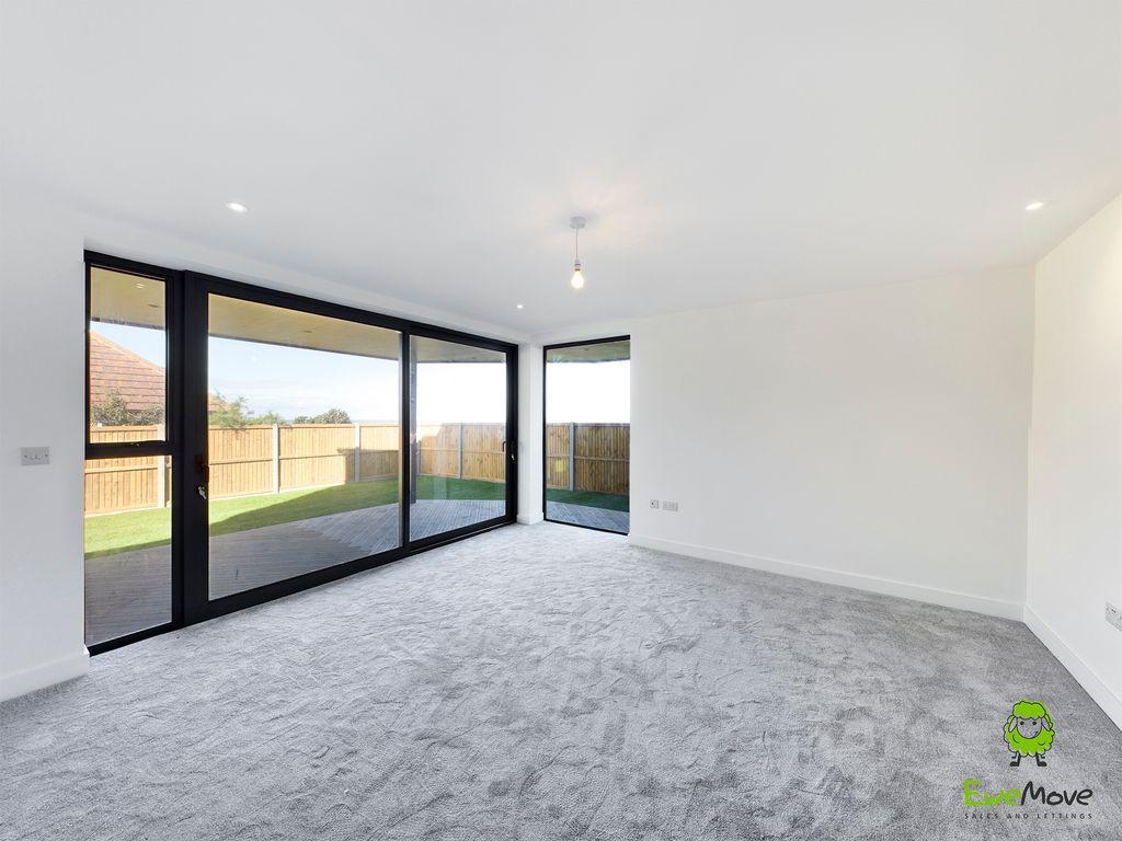 Bedroom 1 (Double with Ensuite)