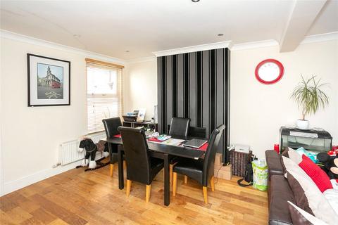3 bedroom end of terrace house to rent - Leavesden Road, Watford, Hertfordshire, WD24