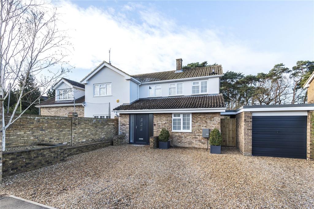 Fir Tree Road, Silsoe, Bedfordshire... 5 bed detached house £950,000