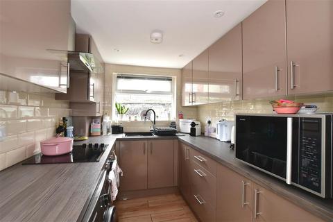 21 Boundary Road, Ramsgate, CT11 7NE