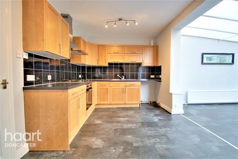 60 Tenter Lane, Warmsworth, Doncaster, DN4 9PS