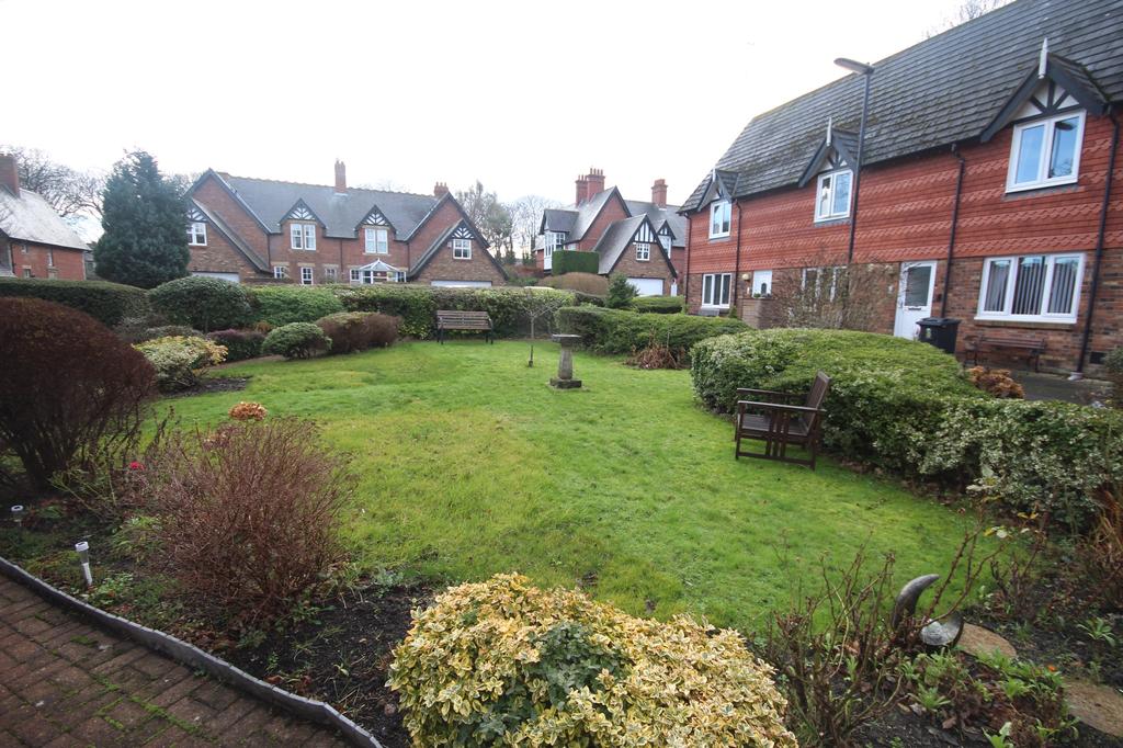 Village Court, Whitley Bay, Tyne &... 2 bed flat £155,000