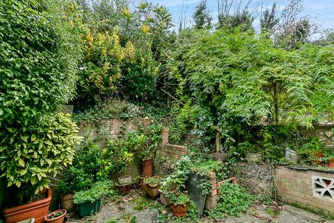 12 Arundel Close, Croydon, CR0 4BR