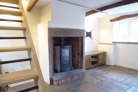 2 bedroom cottage to rent, Hill Top, Bolton, BL1 8BQ