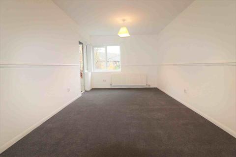 2 bedroom flat to rent - Fambridge Close, Sydenham