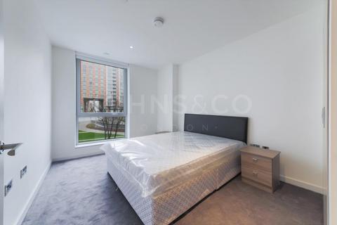 undefined, Charrington Tower, New Providence Wharf, London, E14