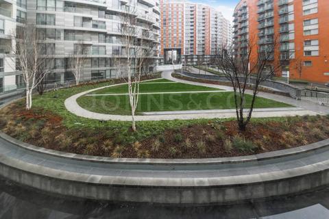undefined, Charrington Tower, New Providence Wharf, London, E14