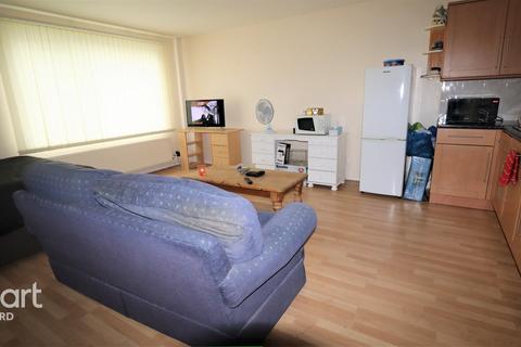 1 bedroom apartment for sale - Bristol Close, Stanwell