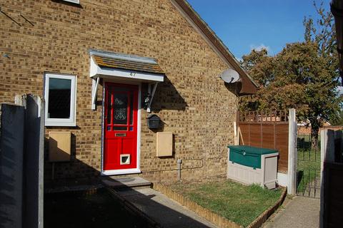 1 bedroom end of terrace house to rent, Foxgrove, Milton Regis, Sittingbourne, Kent, ME10