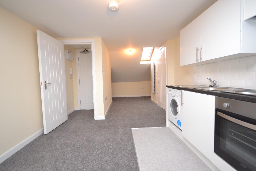 Bridgeman Terrace, Wigan, WN1 Studio £495 pcm (£114 pw)